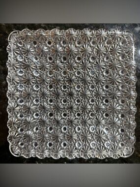 Vintage LG Wright Daisy & Button Trinket Dish